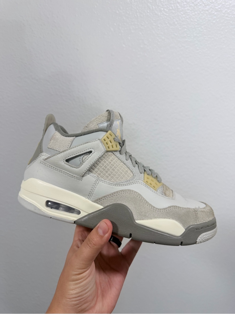 Jordan retro 4 grey